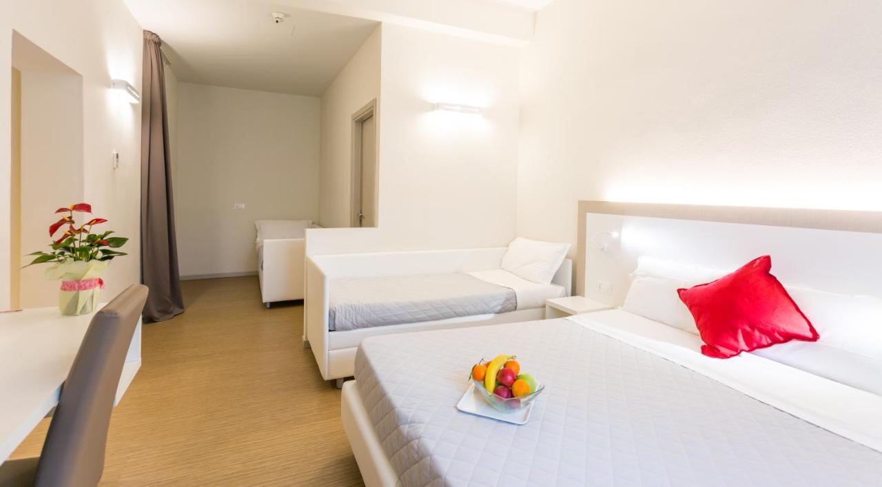 Hotel Amicizia Rimini Dış mekan fotoğraf