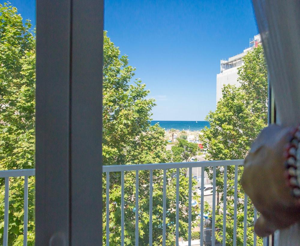 Hotel Amicizia Rimini Dış mekan fotoğraf