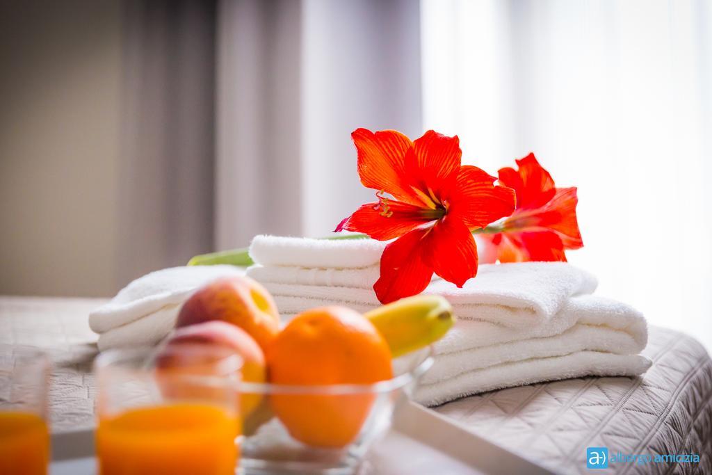 Hotel Amicizia Rimini Dış mekan fotoğraf
