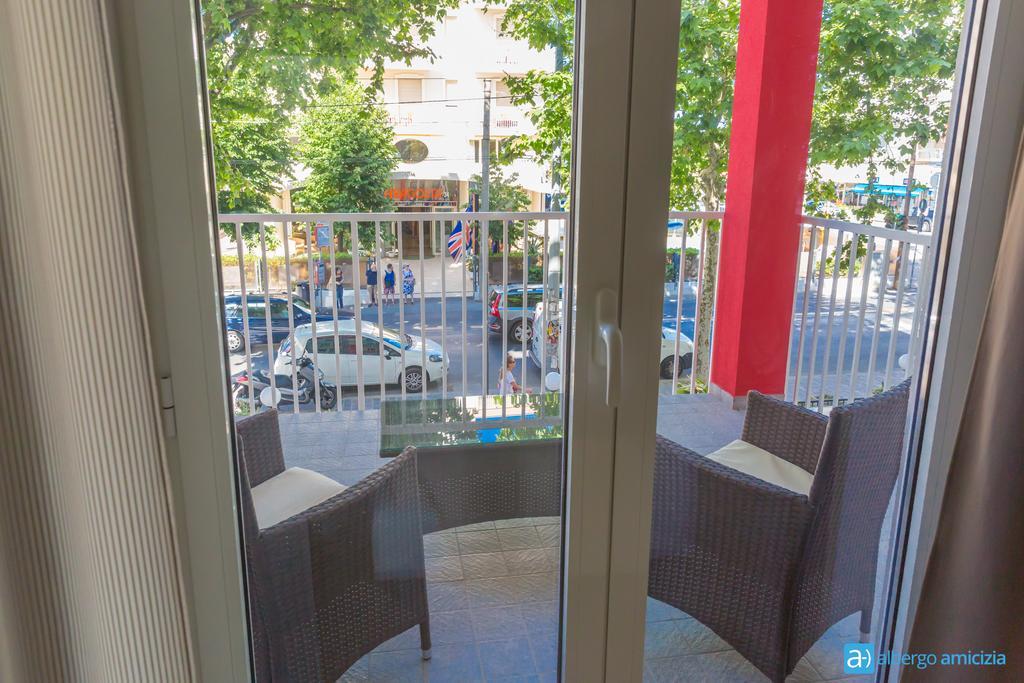 Hotel Amicizia Rimini Dış mekan fotoğraf